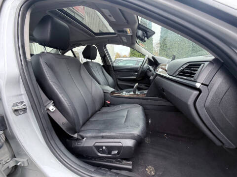 2013 BMW 3 Series 328i