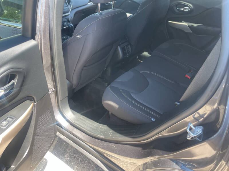 2018 Jeep Cherokee Tech Connect