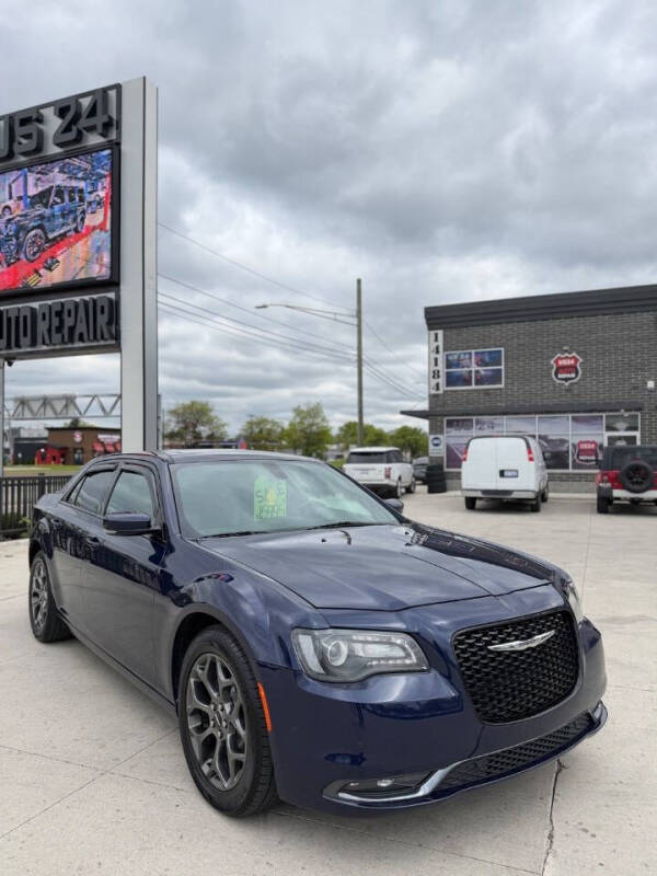 2017 Chrysler 300 S