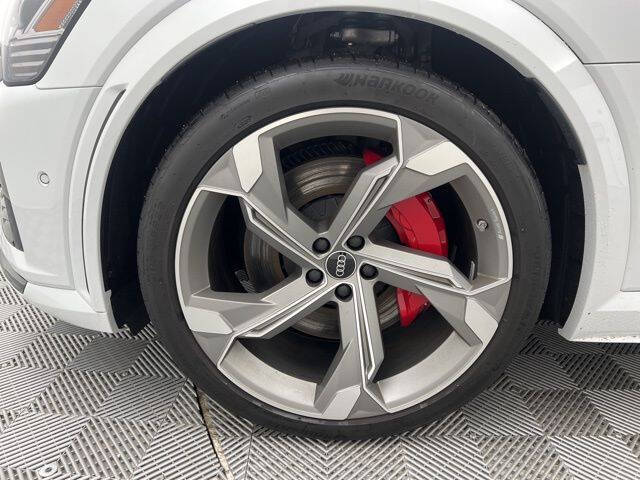 2024 Audi SQ8 e-tron quattro Prestige