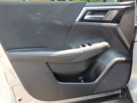2022 Mitsubishi Outlander ES