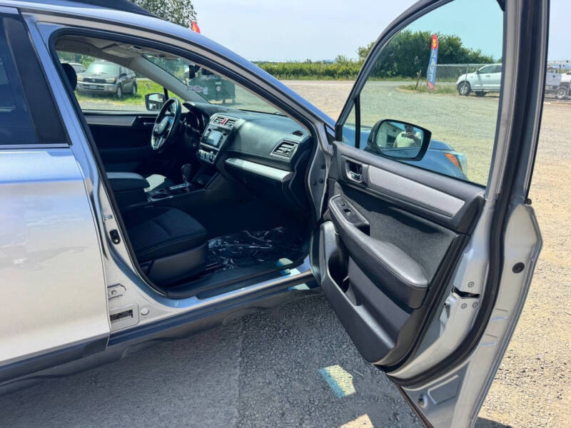 2017 Subaru Outback 2.5i Premium