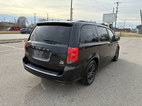 2016 Dodge Grand Caravan R/T