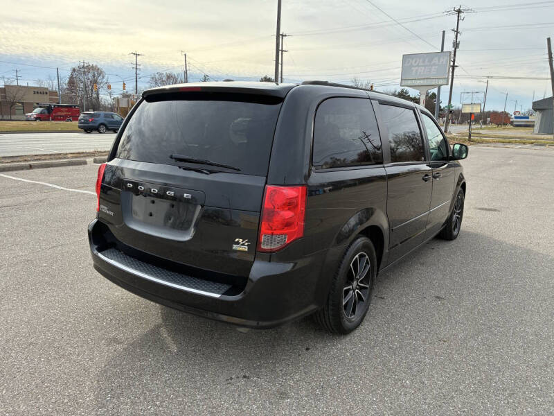 2016 Dodge Grand Caravan R/T