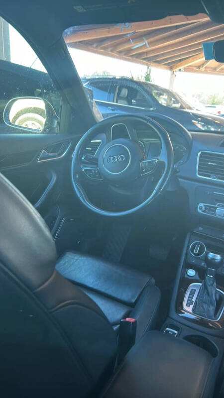 2016 Audi Q3 2.0T quattro Prestige