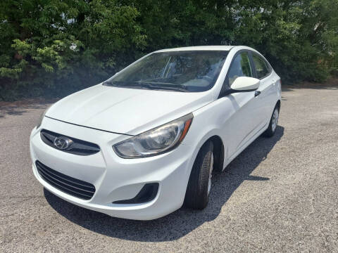 2013 Hyundai Accent GLS