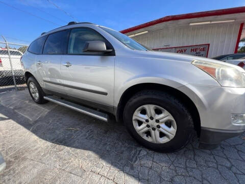 2012 Chevrolet Traverse for sale at LAKE CITY AUTO SALES in Forest Park GA
