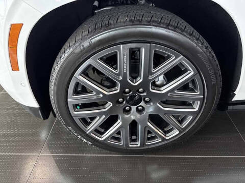 2025 GMC Yukon Denali Ultimate