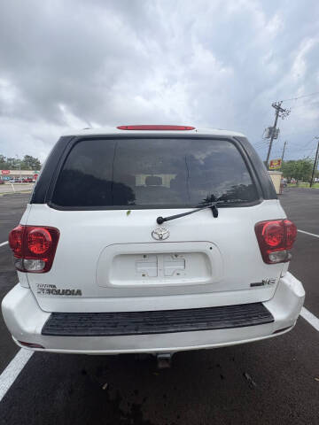 2006 Toyota Sequoia SR5