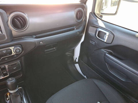 2022 Jeep Gladiator Willys