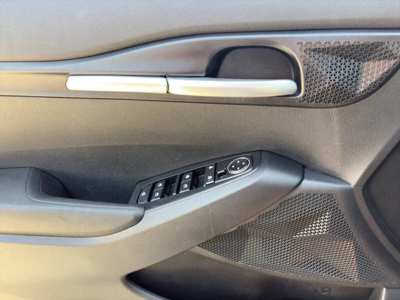 2023 Kia Seltos LX