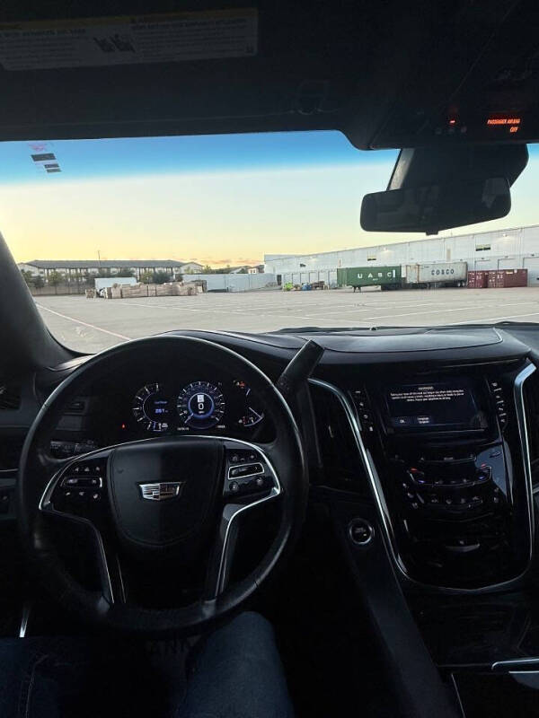 2020 Cadillac Escalade ESV Platinum