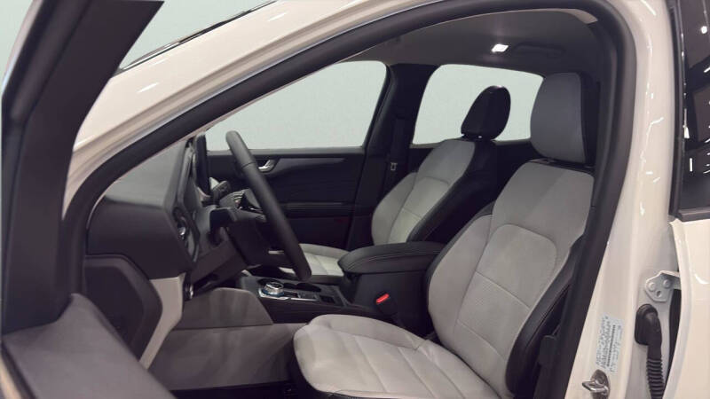 2024 Ford Escape Plug-In Hybrid PHEV