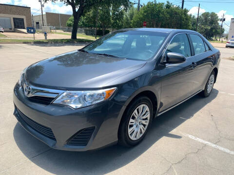 2012 Toyota Camry for sale at Vitas Car Sales in Dallas TX