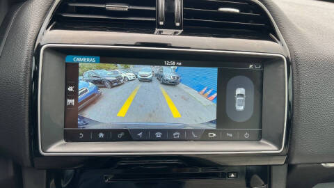 2017 Jaguar F-PACE 35t Prestige