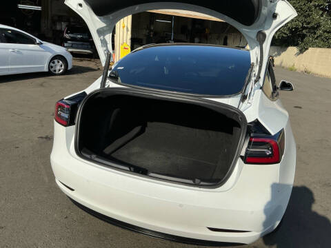 2021 Tesla Model 3 Performance