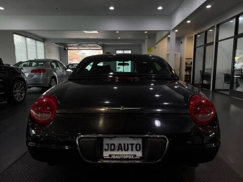 2004 Ford Thunderbird Deluxe