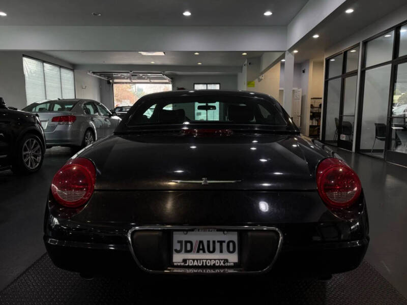 2004 Ford Thunderbird Deluxe