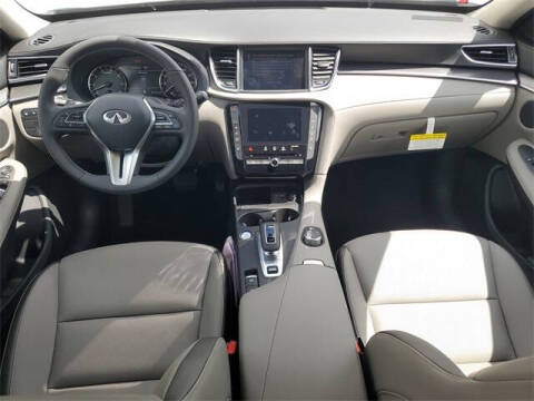 2025 Infiniti QX50 Luxe