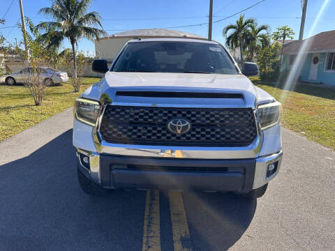 2018 Toyota Tundra SR5