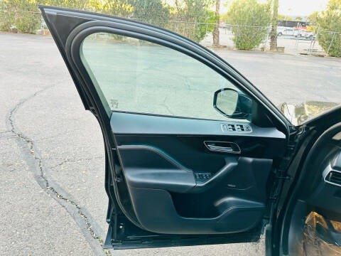 2017 Jaguar F-PACE 20d Prestige