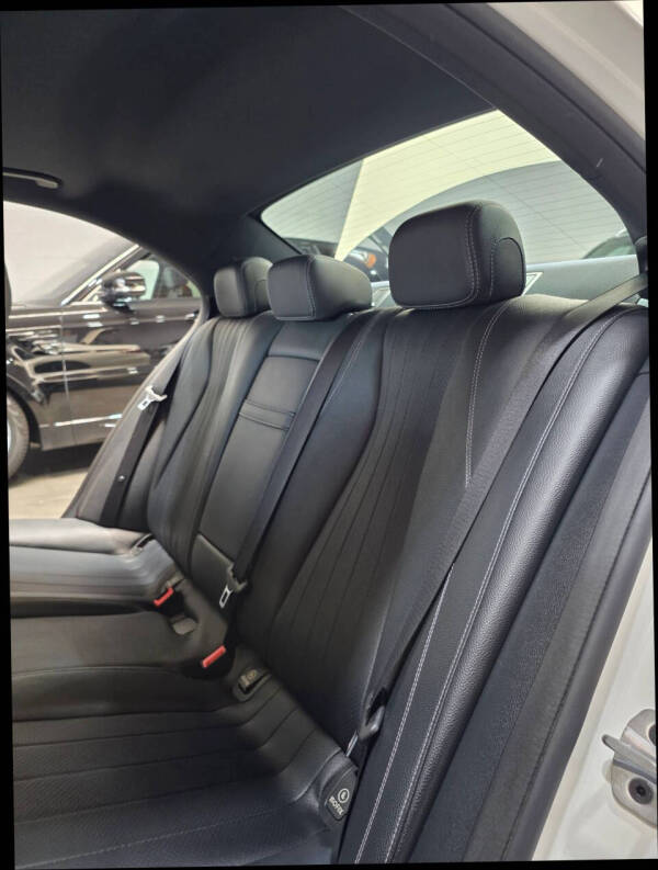 2019 Mercedes-Benz E-Class E 300