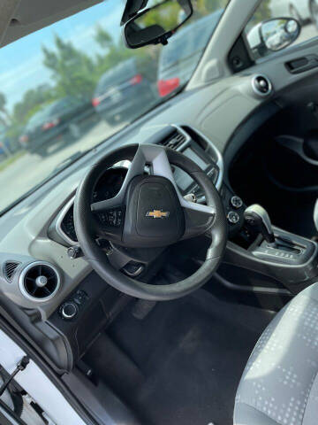 2017 Chevrolet Sonic LT Auto Fleet