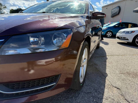 2013 Volkswagen Passat SE PZEV