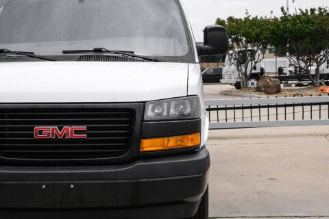 2022 GMC Savana 2500