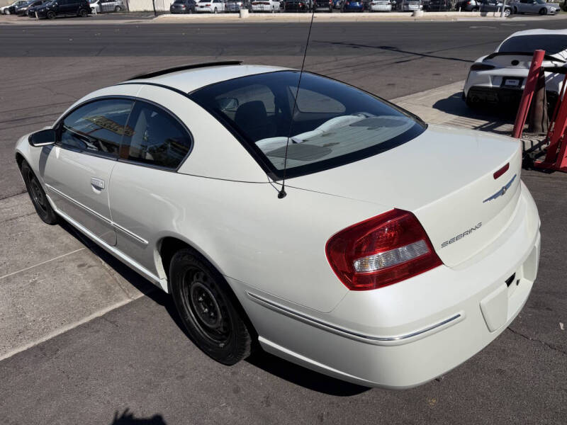 2004 Chrysler Sebring