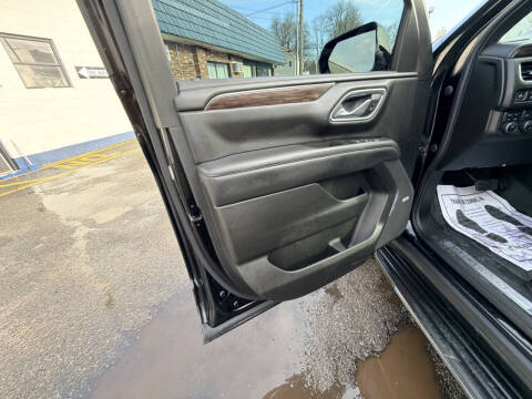 2022 Chevrolet Suburban LT