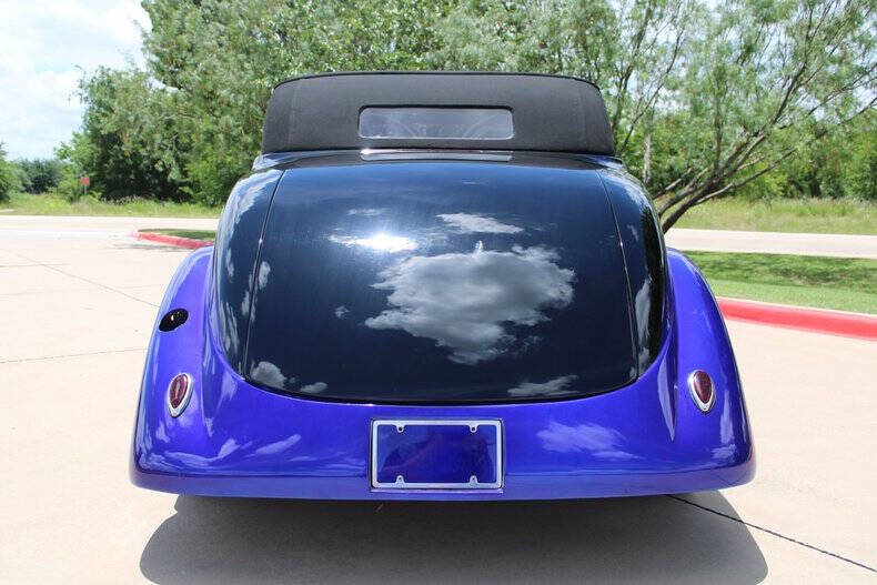1936 Plymouth Model P2