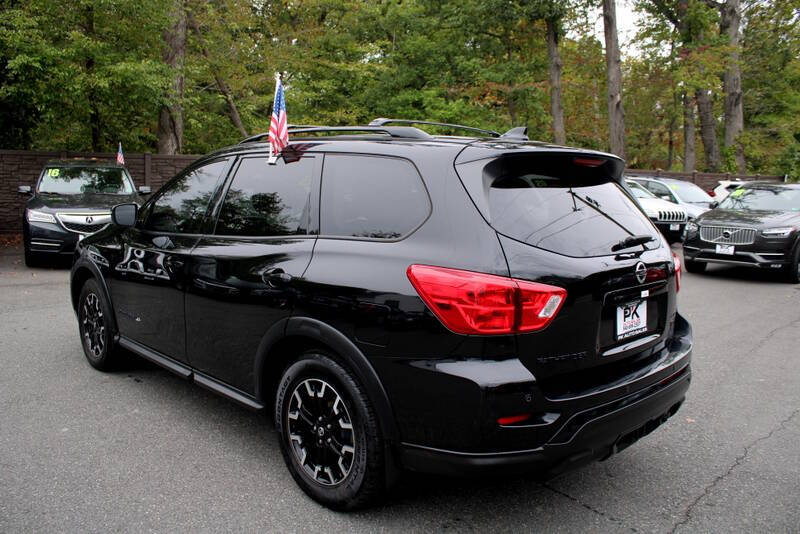 2019 Nissan Pathfinder SV