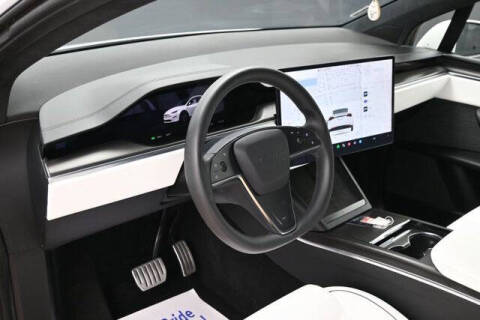 2023 Tesla Model X Plaid