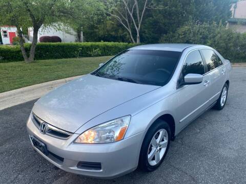 2007 Honda Accord for sale at Triangle Motors Inc in Raleigh NC