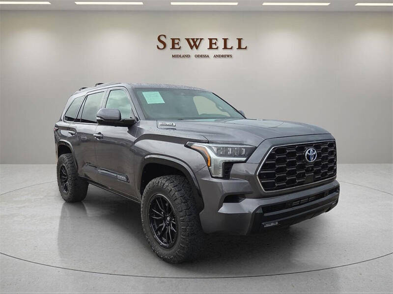 2023 Toyota Sequoia SR5