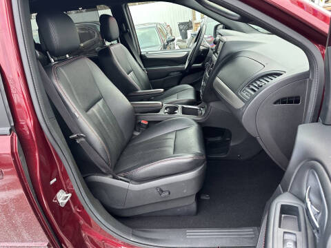 2017 Dodge Grand Caravan GT