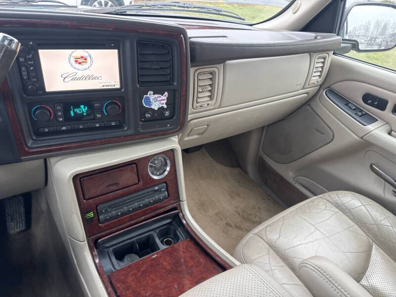 2005 Cadillac Escalade