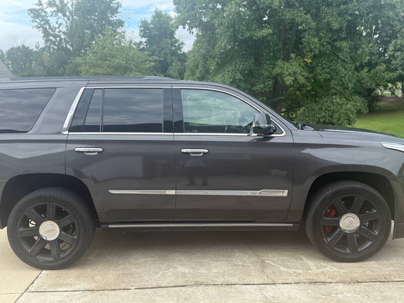 2017 Cadillac Escalade Platinum