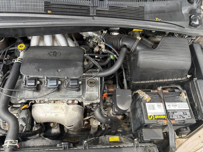 2000 Toyota Sienna LE