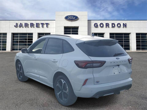 2026 Ford Escape Hybrid ST-Line Elite