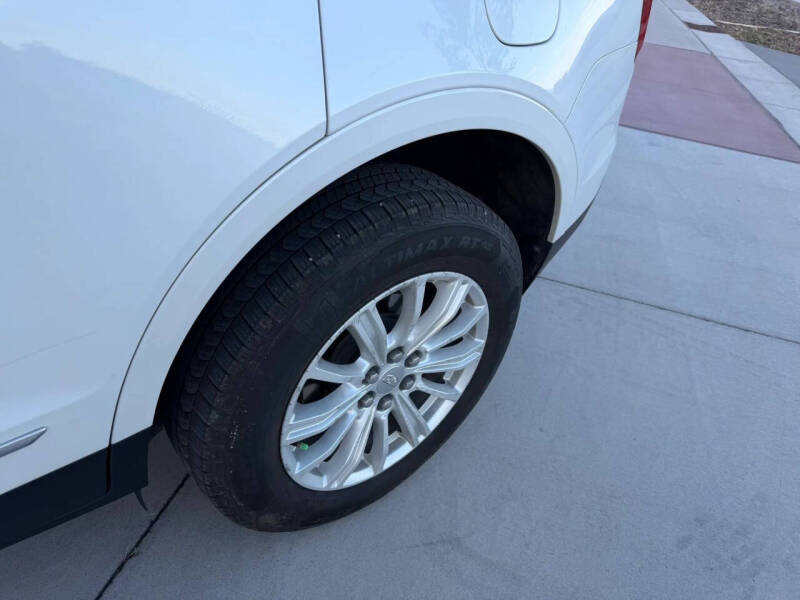 2017 Cadillac XT5