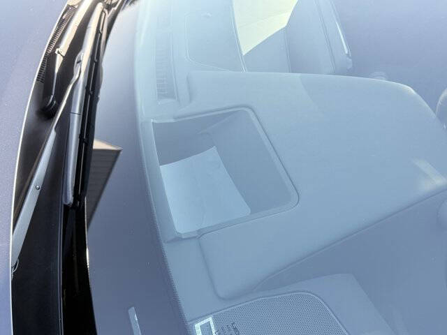 2025 Lexus ES 300h F SPORT Design