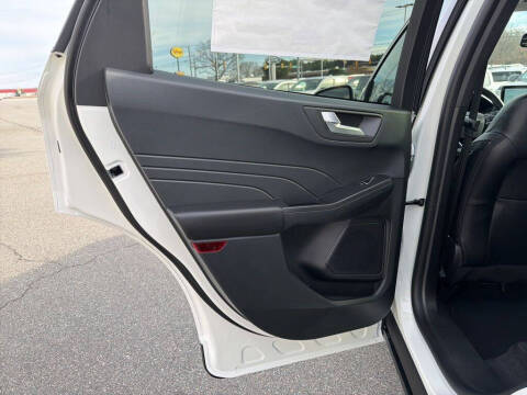 2026 Ford Escape Platinum