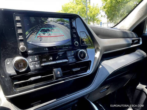 2021 Toyota Highlander XLE