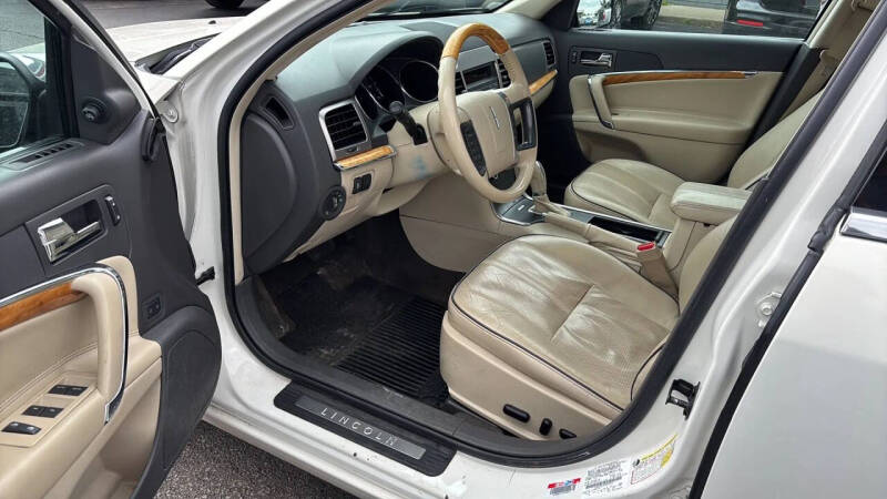 2012 Lincoln MKZ