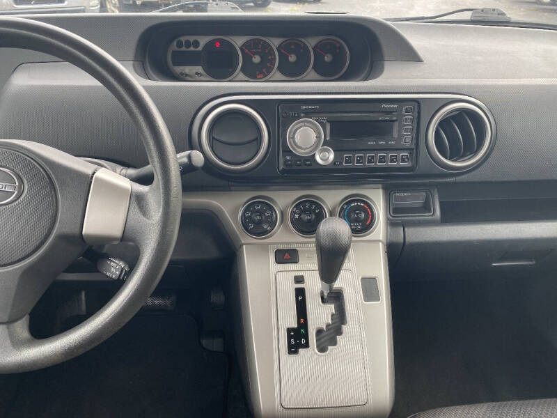 2010 Scion xB
