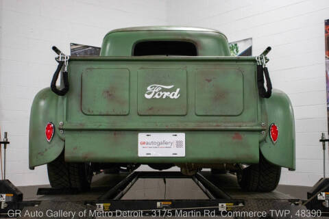 1949 Ford F-1