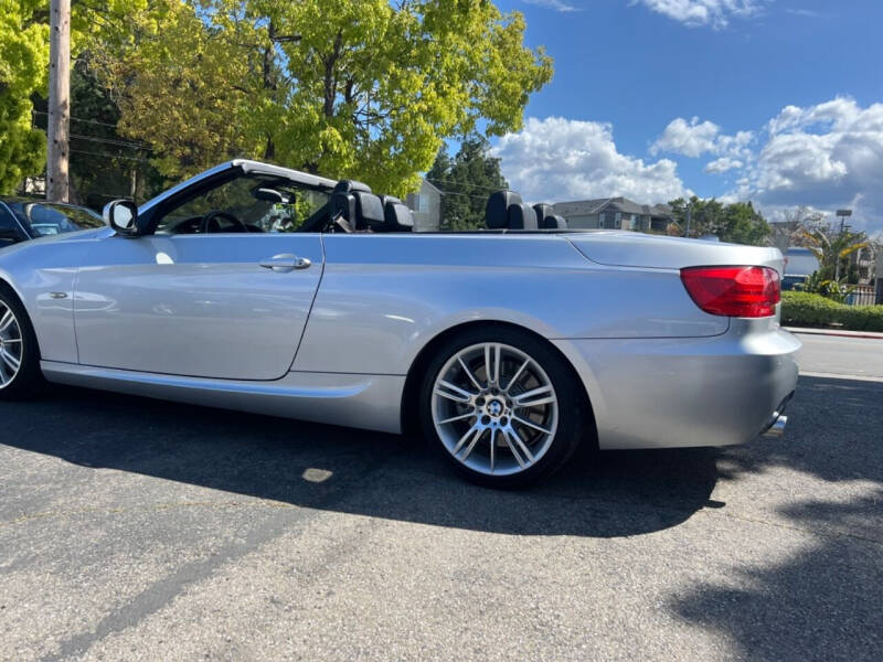 2012 BMW 3 Series 335i