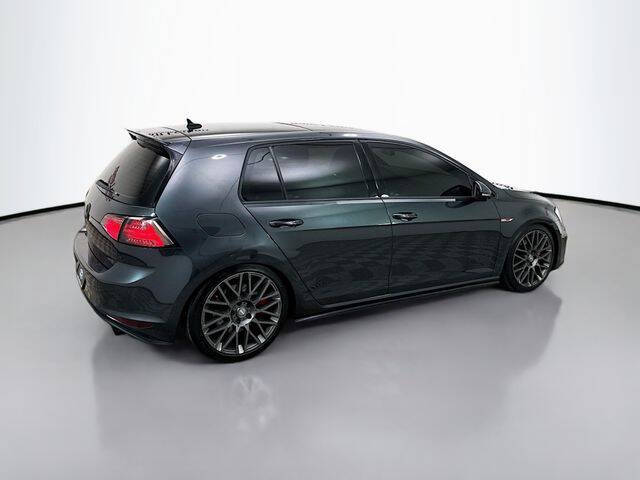 2017 Volkswagen Golf GTI SE